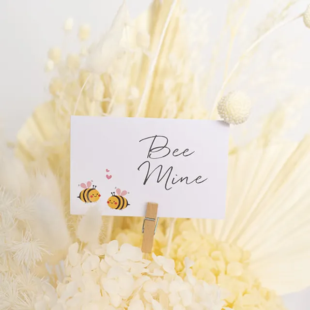 Cards White Bees in Love (10x6.5cmH) Pk 50