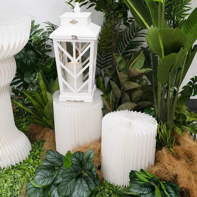 Elite Foldable Paper Plinth Set 2 White (31Dx35cmH & 45cmH)