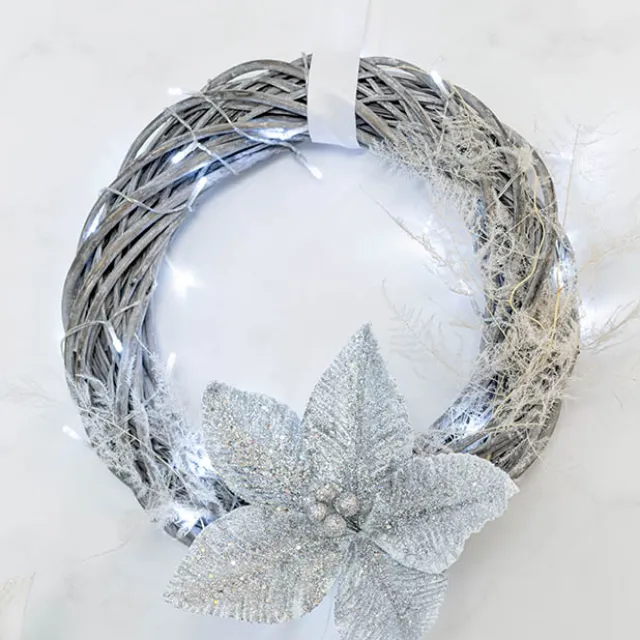 Willow Wreath White Wash (40cmD)