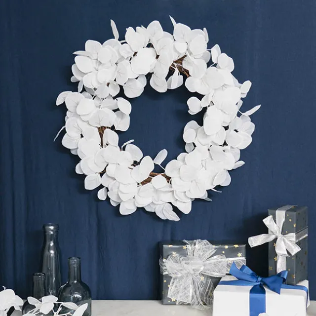 Eucalyptus Wreath White (51cmD)