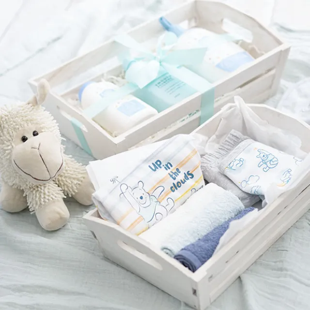 Wooden Hamper Tray with Slats White Wash (32x20x10cmH)